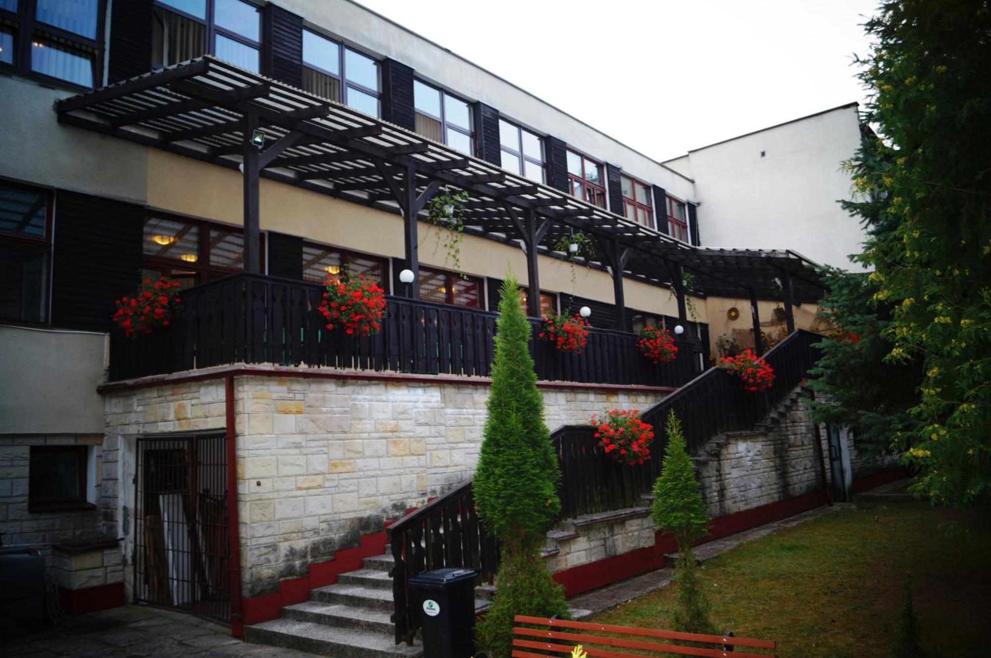 Ow Inter Piast Kalbornia - Z Wlasna Plaza Z Kapieliskiem I Przystania Dabrowno  Exterior photo