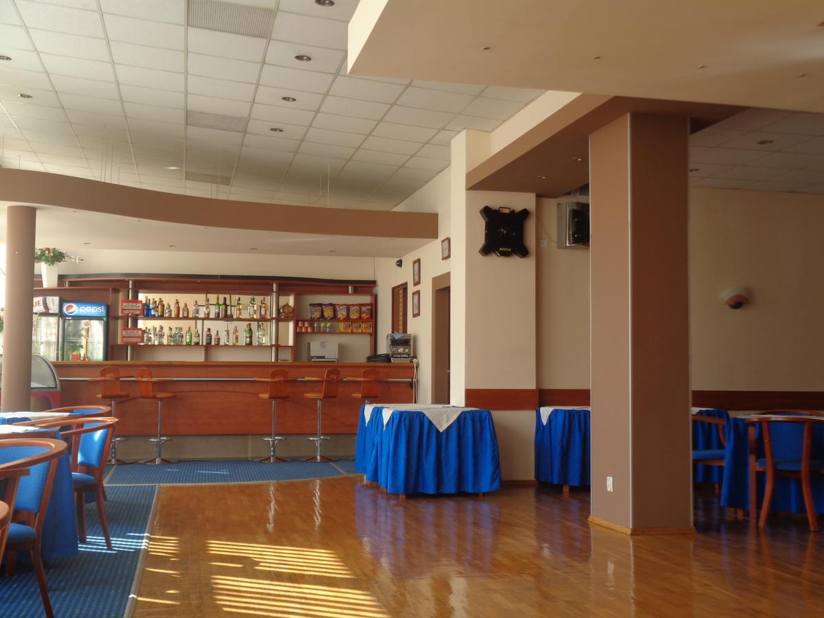 Ow Inter Piast Kalbornia - Z Wlasna Plaza Z Kapieliskiem I Przystania Dabrowno  Exterior photo